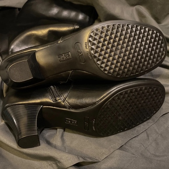 *****SOLD*****A2 Heelrest NWOT Knee-High Boots Size 10 - Picture 12 of 12